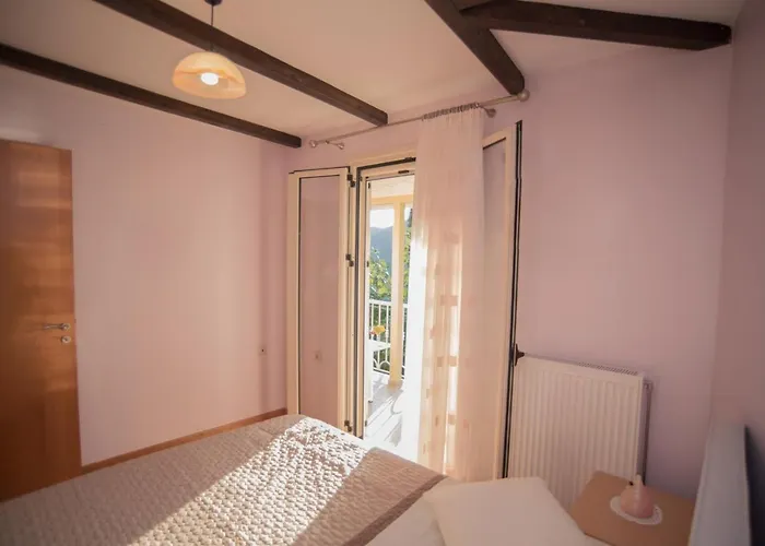 Hill Case de vacanță